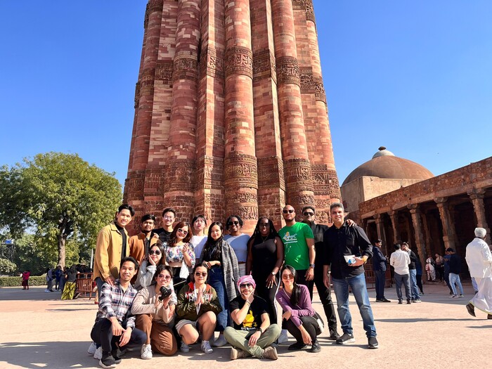 From the right – Group photo; Shadab Mohammad Khalil (right), Associate Professor of Dept. of IB, National Dong Hwa University, Nirvana Travel and Tourism company representative Sarafaraz Siddiqui、and o.